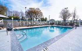 Fairfield Inn & Suites Airport North  3*